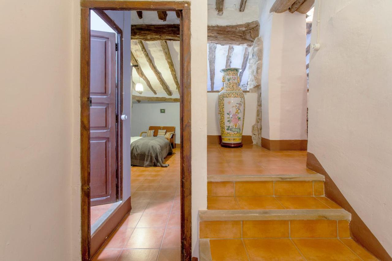 Casa Rural El Rincon De Los Frailes 258 Metros Alpuente Bagian luar foto